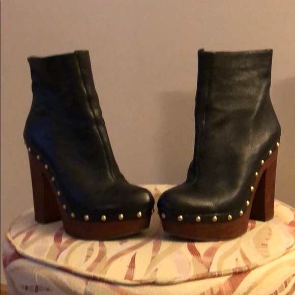 BCBGeneration - Picture 2 of 4